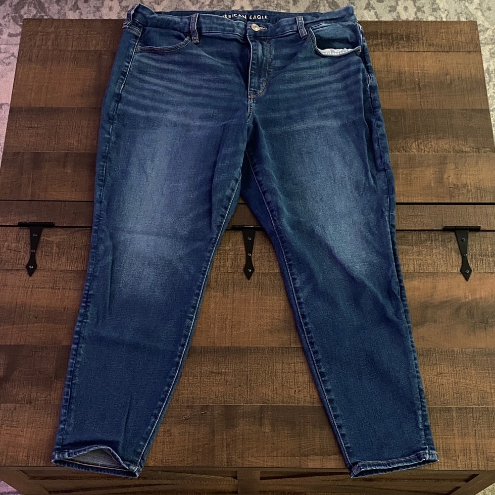 AE Next Level Curvy High Waisted Jegging 16 Short
